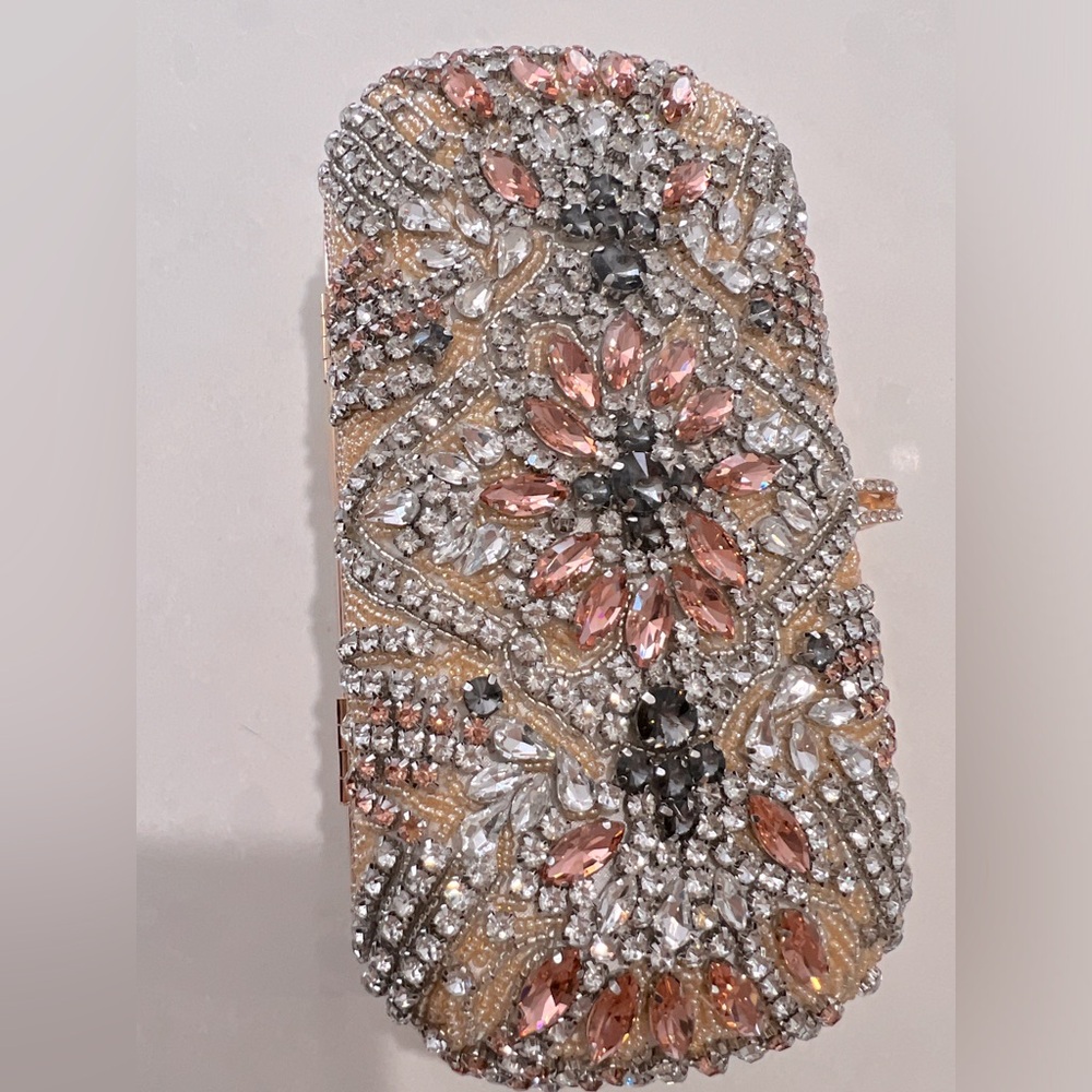 Nina Crystal Embellished Minaudiere Gelsey Clutch/Crossbody Chain Bag - Picture 3 of 15